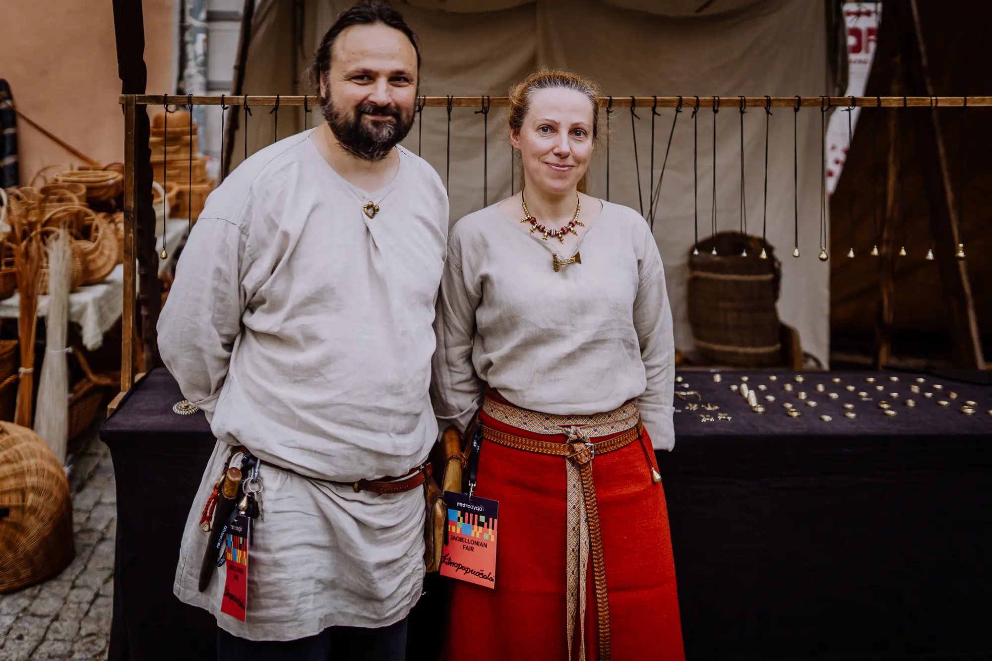 Portret twórców. Kobieta i mężczyzna w
