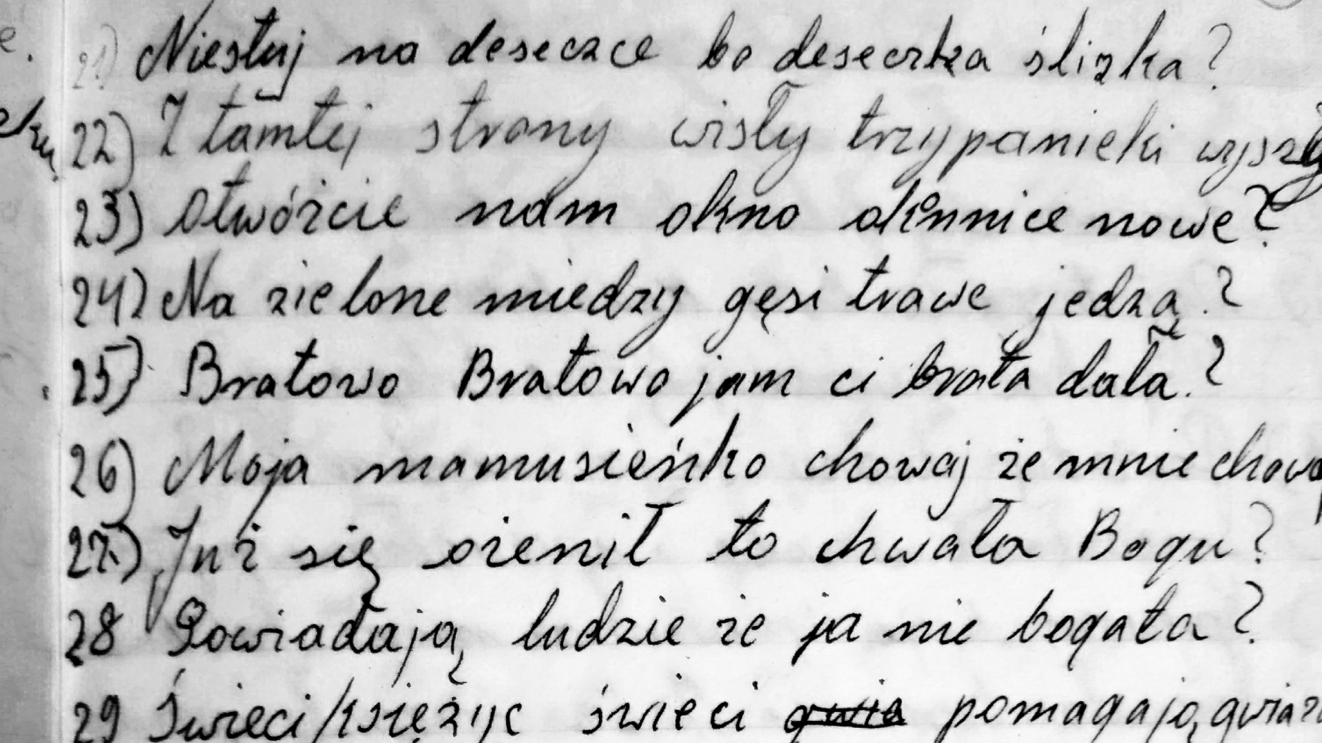 Ręcznie zapisana lista piosenek i przyśpiewek ludowych.